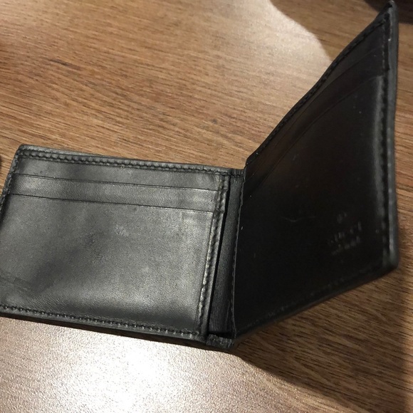 Gucci Wallet - Picture 4 of 4